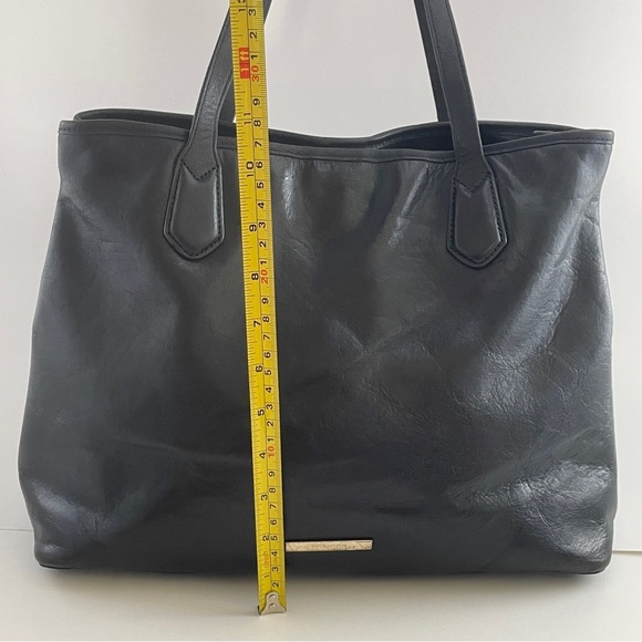 Brahmin Black/Blue Tote Bag with Elegant Design - Picture 3 of 8